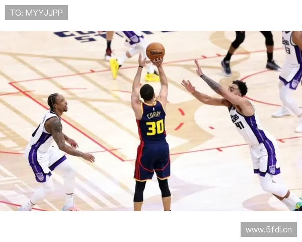 NBA赛季焦点对决精彩上演巨星争锋引发球迷热议 - 副本 - 副本